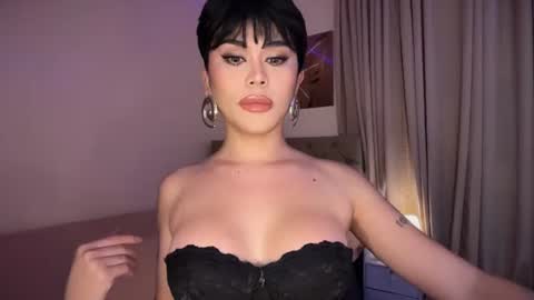 monica online show from July 4, 11:15 am