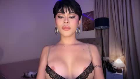monica online show from July 9, 8:13 pm