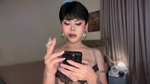 monica online show from July 23, 11:30 am