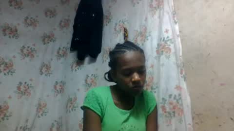estancelee online show from July 28, 12:48 pm