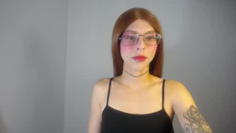 Snapshot of evi_kitty chatting on December 8, 12:35 am Evi online show from December 8, 12:35 am