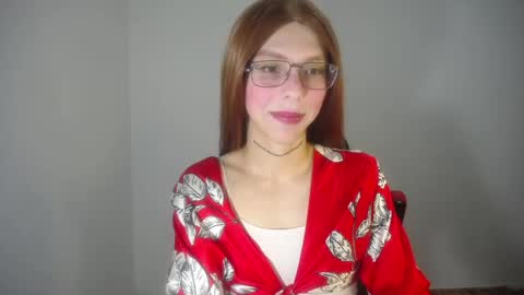 Snapshot of evi_kitty chatting on January 7, 7:06 pm Evi online show from January 7, 7:06 pm