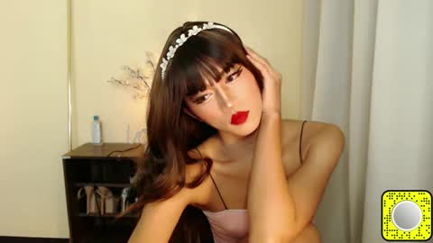 Hi Im Genny online show from December 30, 12:31 pm