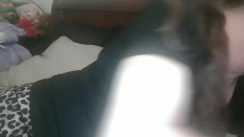 Jessie Love online show from January 4, 11:33 am