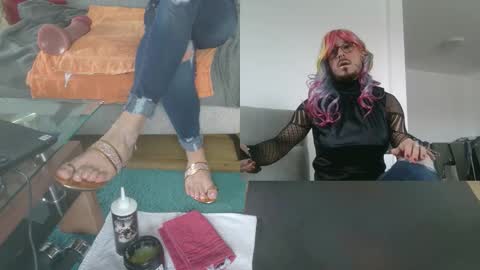 GingerPink online show from September 22, 10:42 am