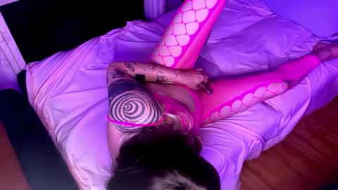 Glow Goddess online show from September 17, 6:07 am