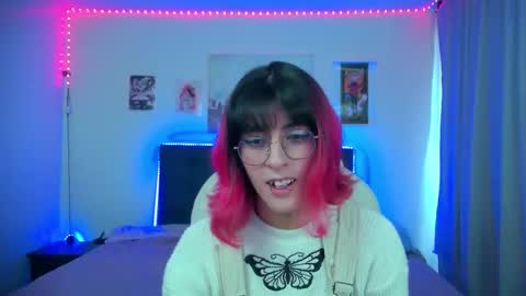 goth_minerva online show from February 25, 2:32 pm