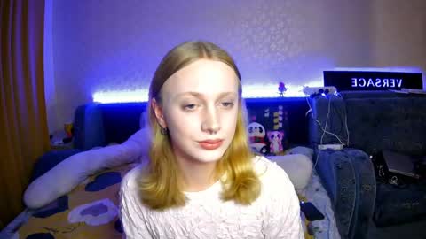 Gwindolin online show from March 3, 9:56 pm