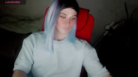 Helen Spellman online show from October 25, 3:18 pm