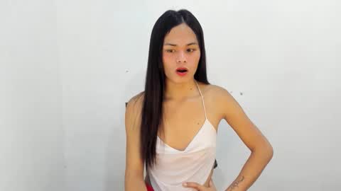 Hestia Make me In love with you online show from October 27, 11:40 am