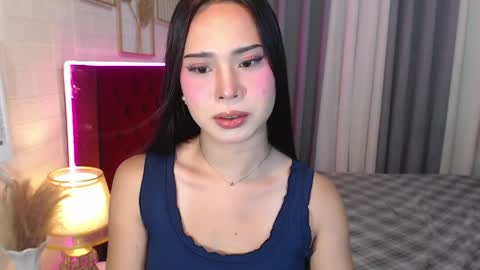 hoelymolly online show from April 10, 8:14 pm