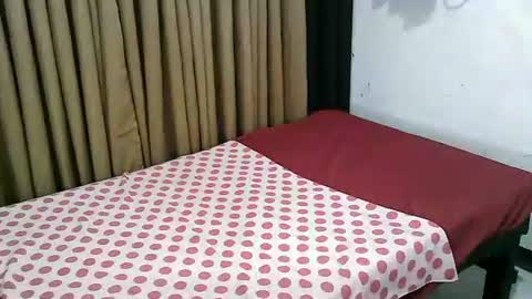 hot_jenile01 online show from December 5, 7:14 am