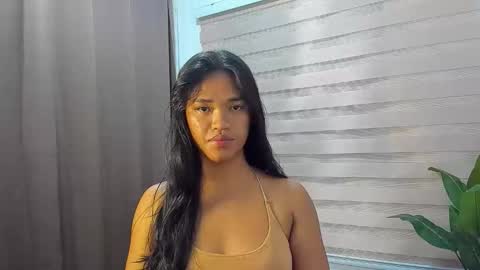 Maxine online show from September 12, 11:50 am