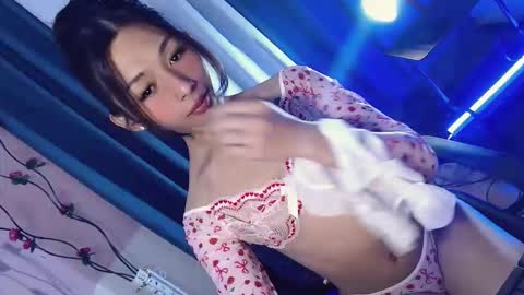 SCARLET online show from November 3, 9:03 pm