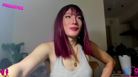 crishinahotty online show from February 14, 3:11 am