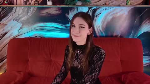 Aline online show from November 24, 6:10 pm