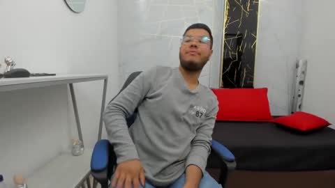       online show from November 7, 5:29 am