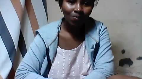 iiiirasoa online show from July 16, 5:52 pm