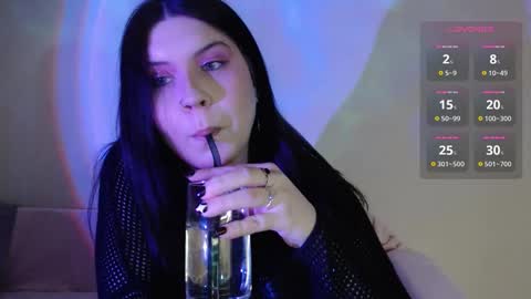 Vella online show from November 20, 10:43 pm