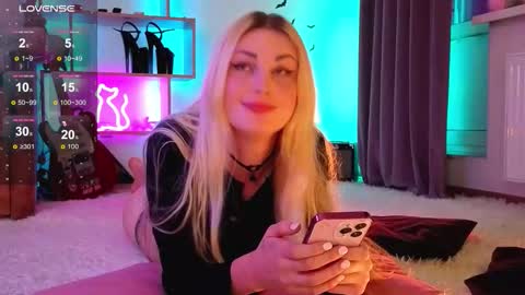  Dina  Help me reach 100 likes  online show from February 20, 9:06 pm