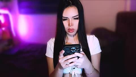 Girl next Door online show from September 29, 2:38 pm