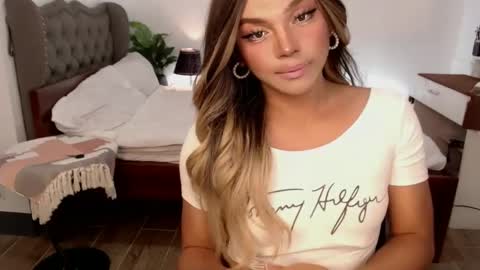 jesie_hot69 online show from January 24, 9:39 am