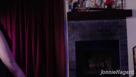 Jonnie Hagard online show from September 9, 5:50 am