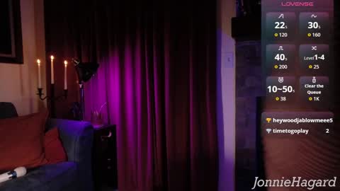 Jonnie Hagard online show from September 30, 5:51 am