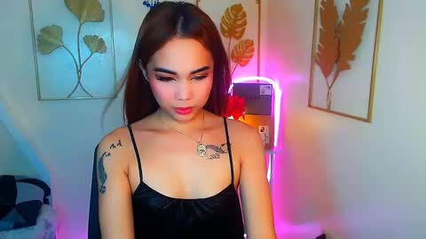 EloiseMoree online show from November 28, 3:30 am