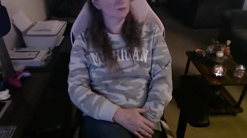 Camprincess331 online show from November 13, 2:43 am