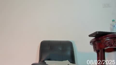 Snapshot of karoline_marin chatting on February 8, 3:31 pm Karoline online show from February 8, 3:31 pm