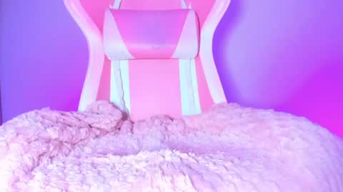 katalinaferreirax online show from July 20, 5:11 am