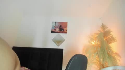 Snapshot of katta_c chatting on October 19, 12:14 am katta_c online show from October 19, 12:14 am