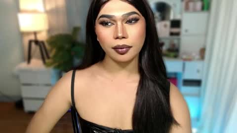 Ebony online show from August 7, 12:56 pm