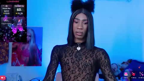 kendallgil online show from November 2, 12:41 am