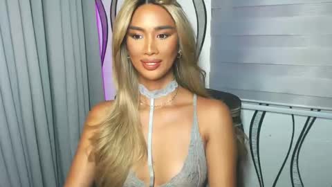 Lana online show from February 26, 7:49 pm