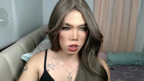 Snapshot of lenawet_0520 chatting on February 15, 9:49 am lena online show from February 15, 9:49 am