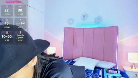 Liam smith online show from November 17, 12:49 pm