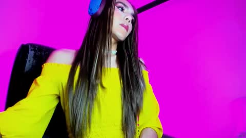Snapshot of lila_di chatting on September 23, 9:43 pm lila_di online show from September 23, 9:43 pm
