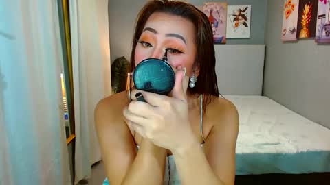 Snapshot of louie_sexy chatting on December 5, 4:37 am Cathy online show from December 5, 4:37 am