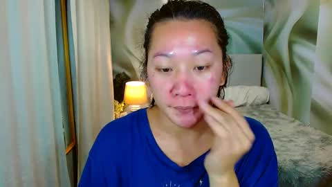 Snapshot of louie_sexy chatting on February 28, 12:42 pm Cathy online show from February 28, 12:42 pm