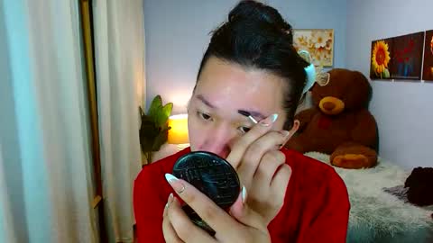 Snapshot of louie_sexy chatting on September 25, 10:44 am Cathy online show from September 25, 10:44 am