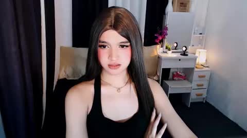 queen lux online show from October 24, 9:31 pm