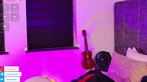 LYA online show from December 21, 11:32 pm