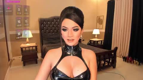 Alison Kloss online show from December 9, 11:25 pm