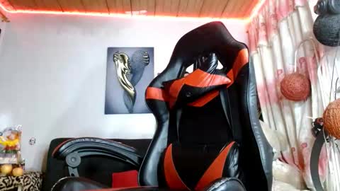 Bella Maidi online show from January 5, 5:27 pm