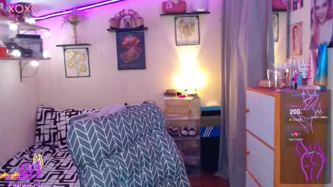 Bella online show from February 18, 8:22 am