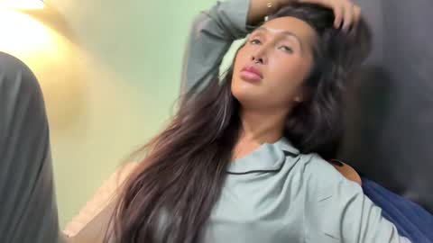 Snapshot of mariafatale_00 chatting on December 22, 2:27 pm Maria online show from December 22, 2:27 pm