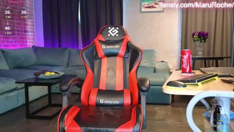 Snapshot of maruroche chatting on February 13, 9:51 am Maru Roche online show from February 13, 9:51 am