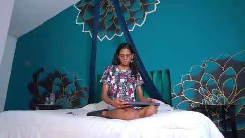 Maxi  Max online show from July 14, 7:19 pm